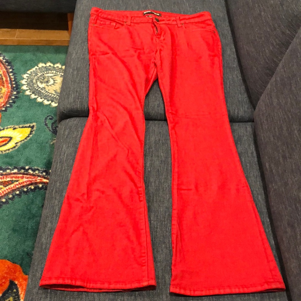 New red BDG Roadie Boot LowRise Jeans 32x34